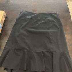 Black lined skirt size 2