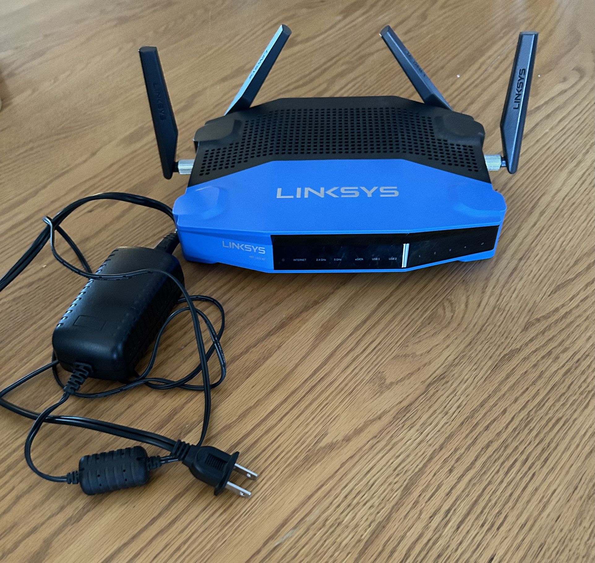 Linksys WRT 1900 AC