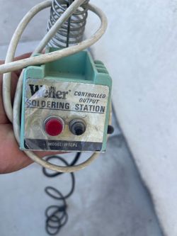 Weller heavy duty soldering station