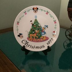 Disney Christmas Plate 1974