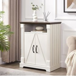Farmhouse Cabinet assembled
