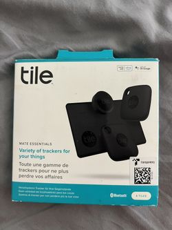Tile Bluetooth Trackers Set