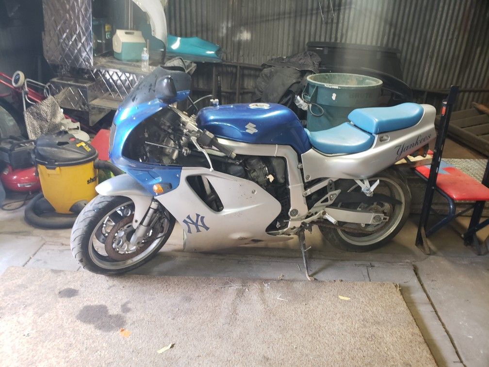 1993 Suzuki gsxr-750