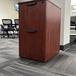 Mobile 2 Drawer Vertical File cabine