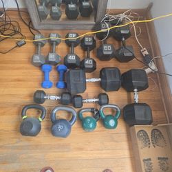 Used dumbbells for sale. Only Pick No Shipping. Sold as a set, not individuals.