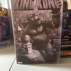 NECA Ultimte King Kong Concrete Jungle  7 Inch Action Figure New in Package