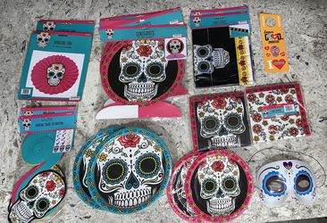 Dia de los Muertos party / Halloween decor