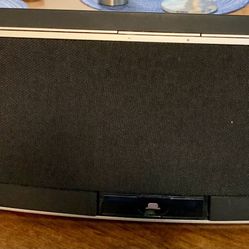 Klipsch Room Groove wireless iPod speaker system Model 1006602