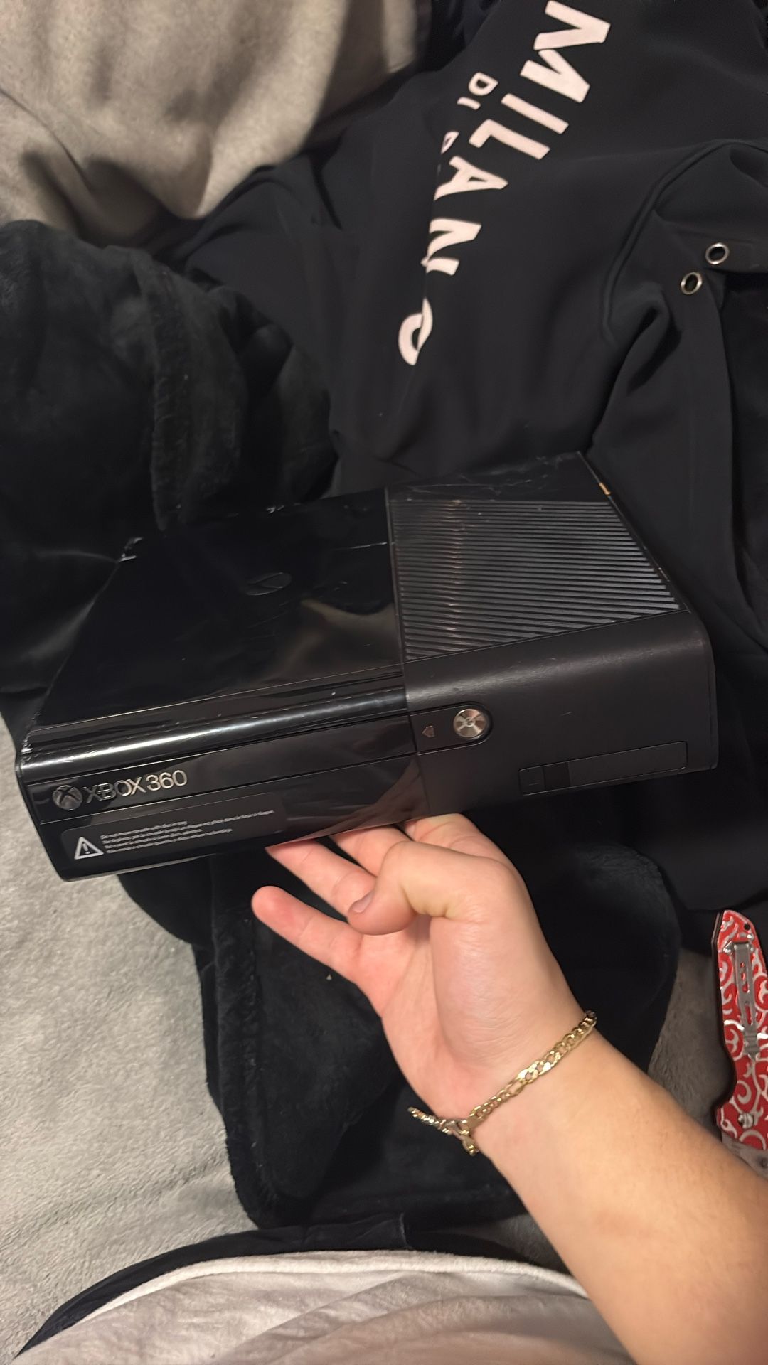 Xbox 360 With Guitar Hero N Power Box