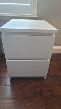 Bed side tables