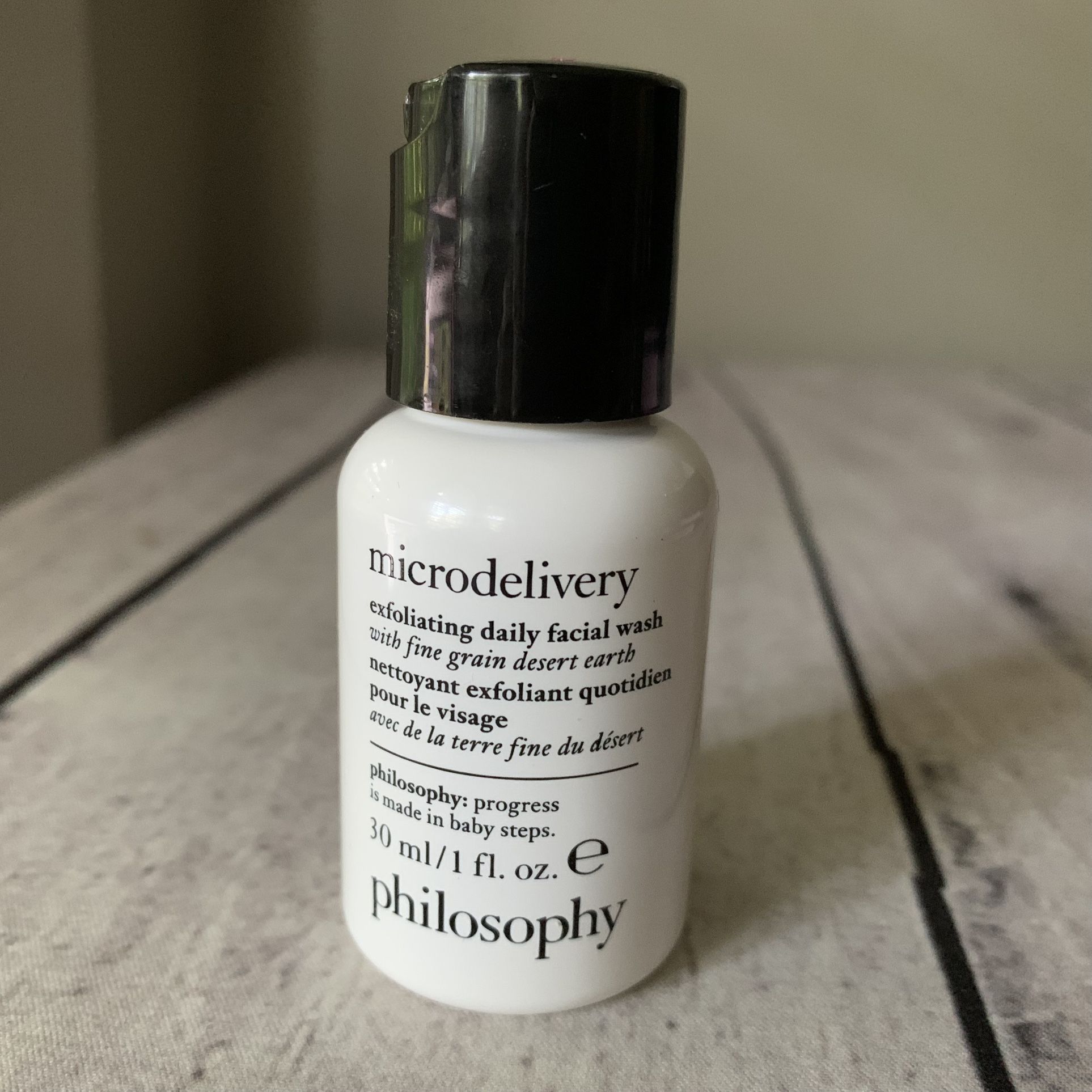 New Philosophy Microdelivery Exfoliating Daily Facial Wash-Travel Size 1 fl oz/30ml