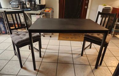 Black Dining Table with 2 Chairs