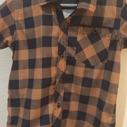 Boys button down short sleeve shirt