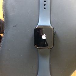 Apple Watch 44MM SE