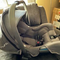 Nuna infant Car Seat