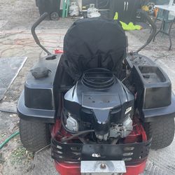 Toro zero turn mower