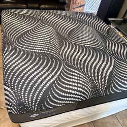 King Size Bed New Sealy Mattress 