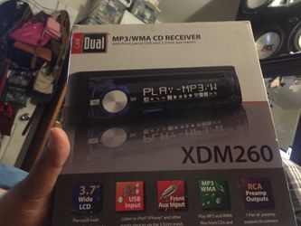 Dual car radio like new condition
