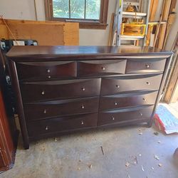 Coaster Fine Furniture Long Dresser w/Mirror 
