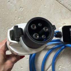 Hyundai EV charger 