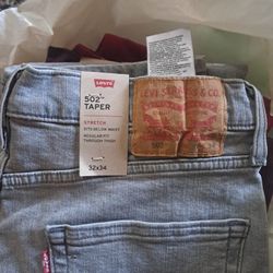 LEVI JEANS 