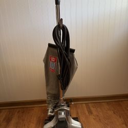 Vacuum Royal Commercial Model #671