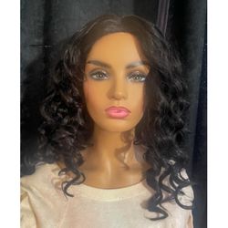 New black curly wig