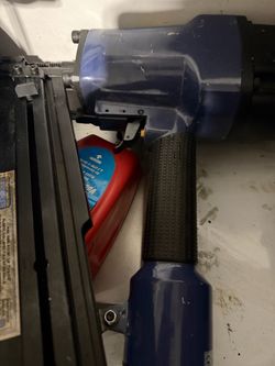 Pneumatic air frame nailer