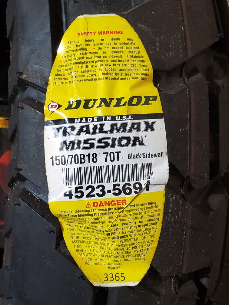 Dunlop Trailmax Mission Motorcycle tires
