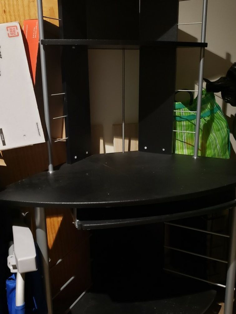 Free Desk For Computer