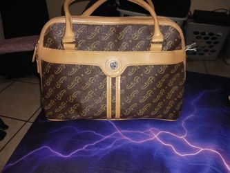 Caryland purse