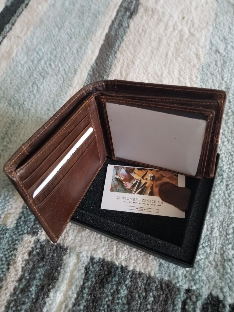 Swallow mall wallet