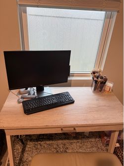 Free Desk