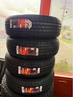 215 65 R 16 vendo llantas nuevas Marca Supermax