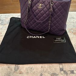 Chanel Quilted Shoulder Purse