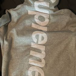 Supreme Hoodie 