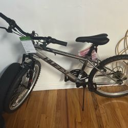 Bicycle Huffy Mountain