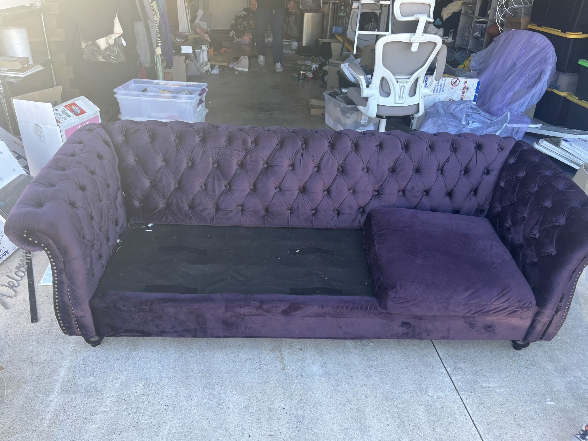 Free Couch 