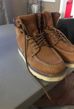 Botas para trabajo 71/2 buenas condiciones
