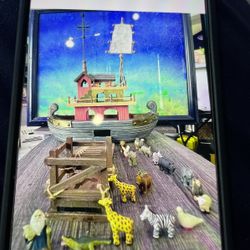 Noah’s Ark  “Rare” 23 Piece Set By Holiday Time Animals Boat Ship Christmas