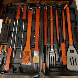 18 Piece BBQ Grill Set 