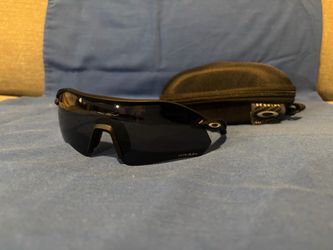 Oakley Prizm Shield Sunglasses with Case