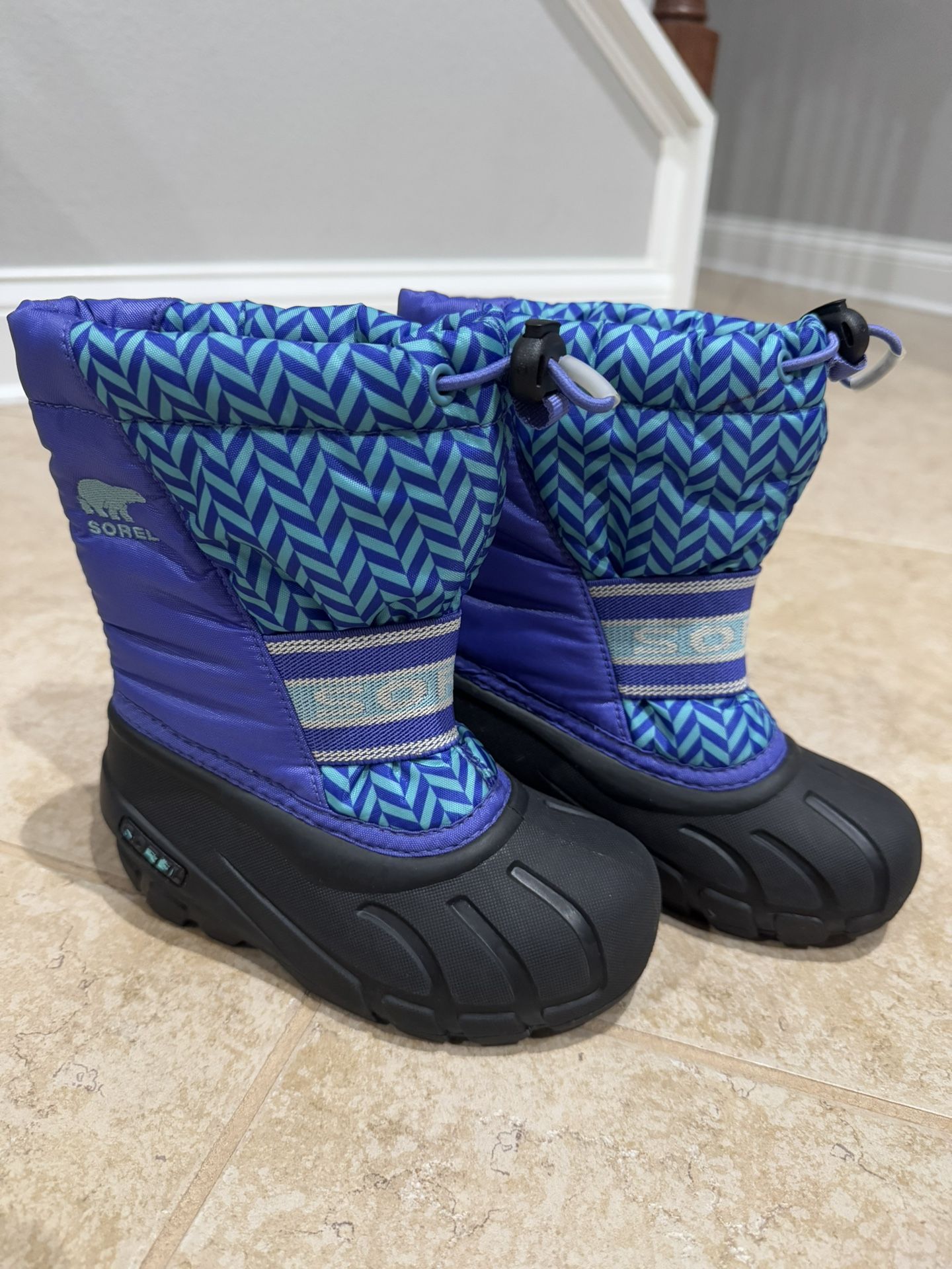 Sorel Children’s Cub Graphic Water Resistant Snow Boot Purple Lotus size 11