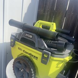 RYOBI ONE+ 18V 6 Gal. Cordless Wet/Dry Vacuum (Tool Only) with Hose, Crevice Tool, Floor Nozzle and Extension Wand