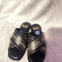 SANDALS MK 