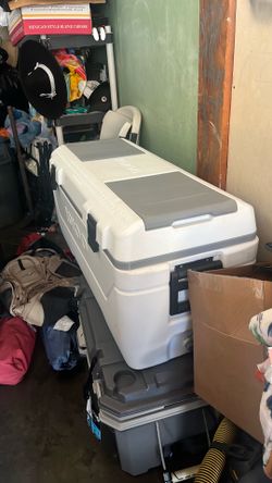 Igloo cooler