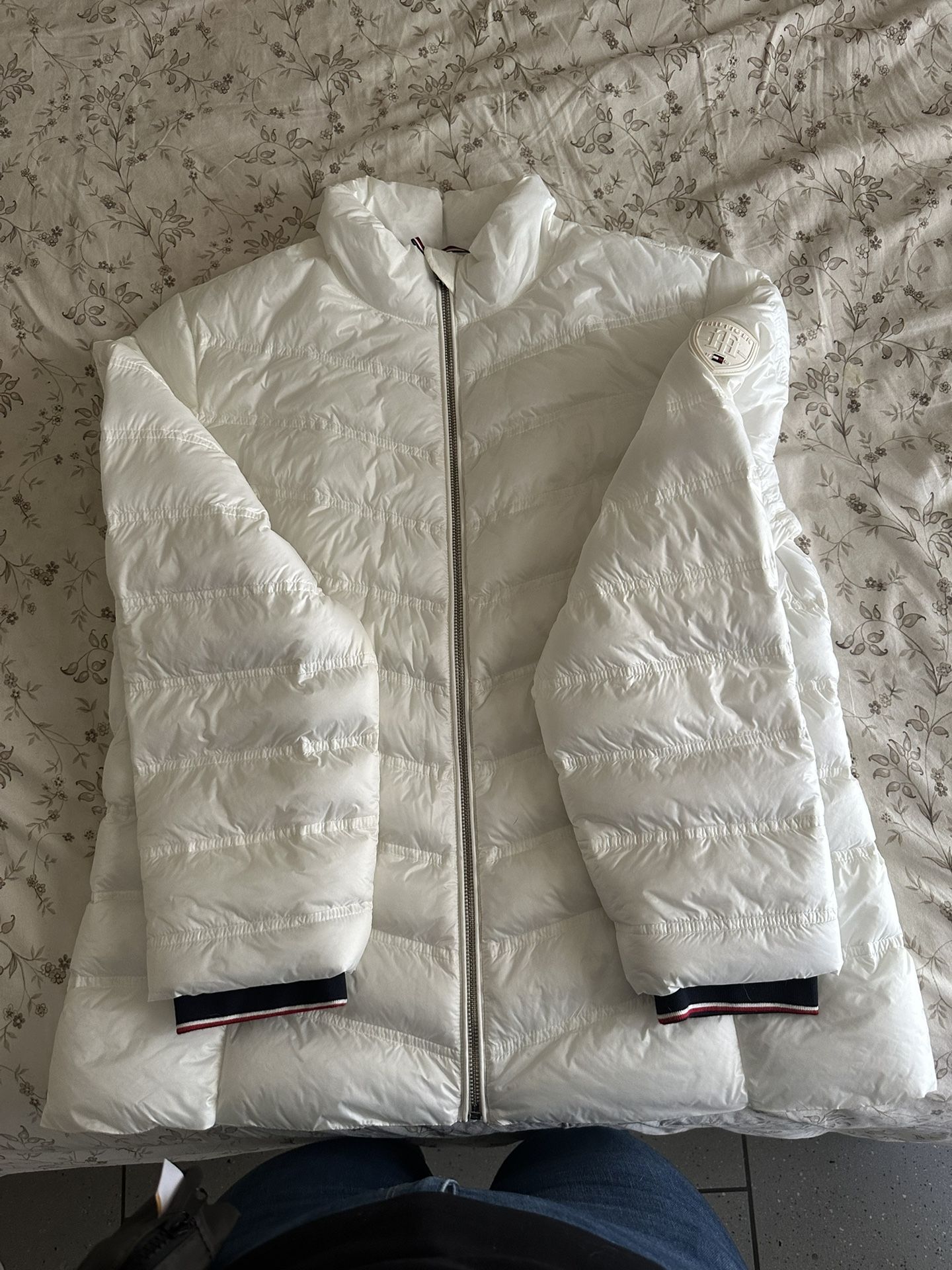 tommy hilfiger puffer jacket