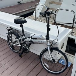 Dahon  Mariner D8