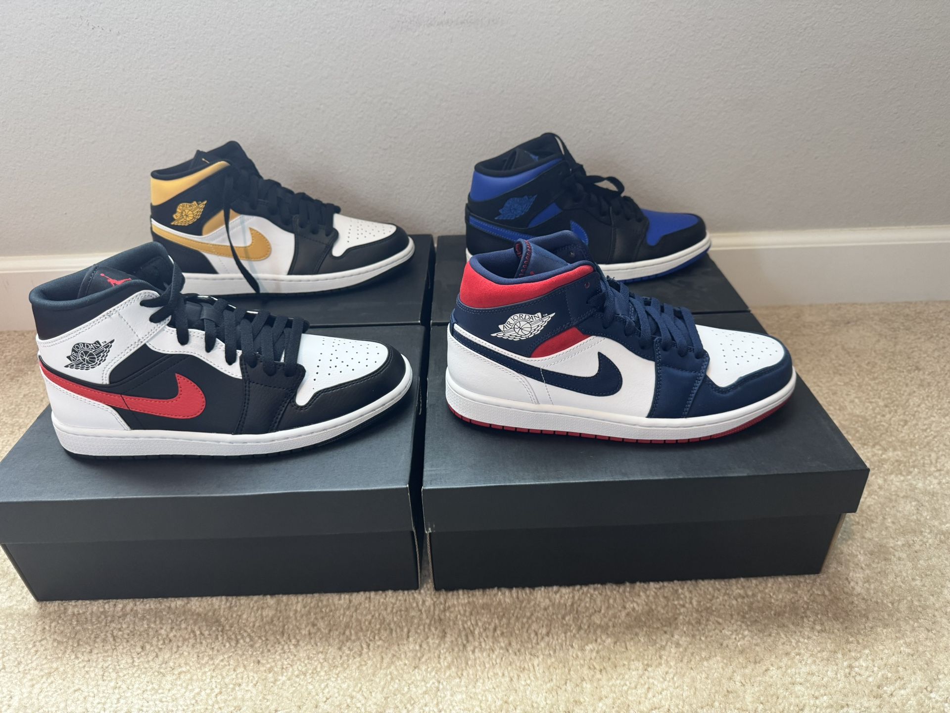 Nike Air Jordan 1 Mids