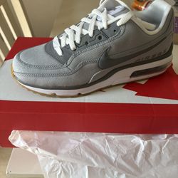 Men’s Nikes And Under Armor Size 9 New 